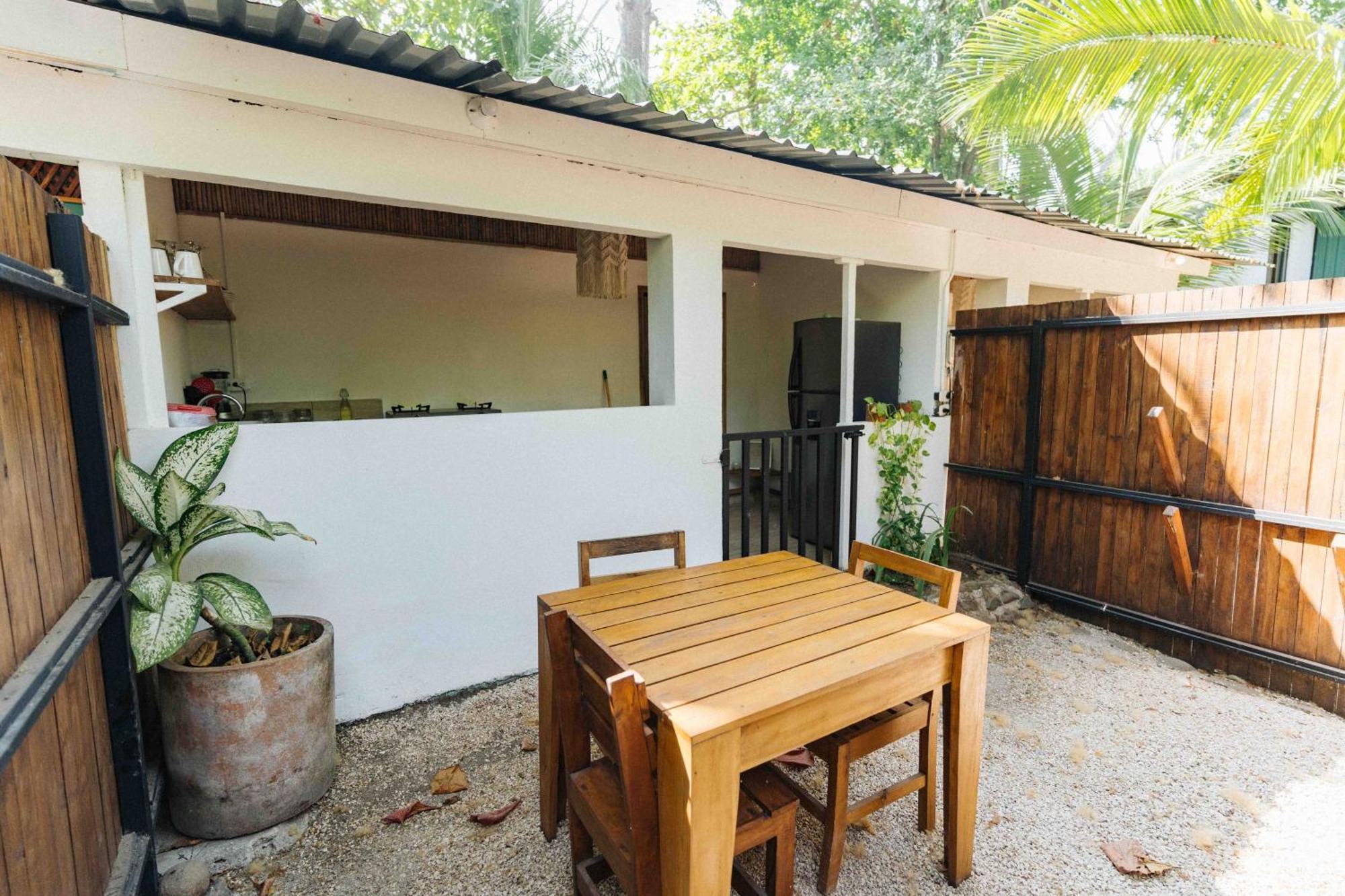 Zeneidas Surf Garden Playa Santa Teresa  외부 사진